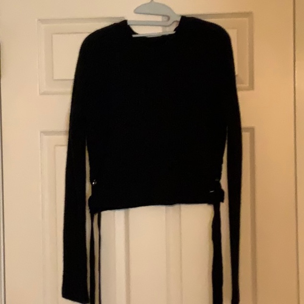 Crop sweater